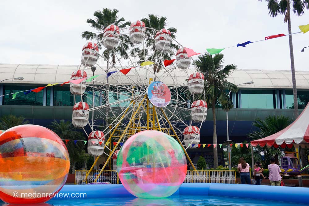 Water Ball Baru di Pasar Malam Modern 2019