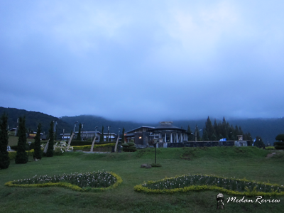 Taman Berbentuk Hati - Taman Simalem Resort